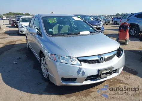 2010 Honda Civic Lx z USA, uszkodzony, nr VIN 2HGFA1F5XAH581604